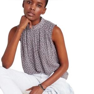 Anthropologie Cloth & Stone Liane Floral
Blouse Gray Sleeveless Blouse Size S